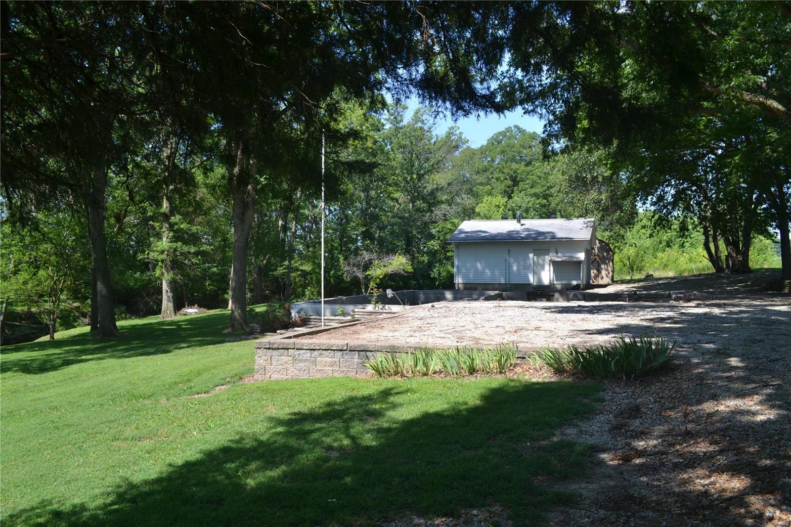 4747 State Rte 4 Mascoutah, IL 62258 - Photo 22 of 23