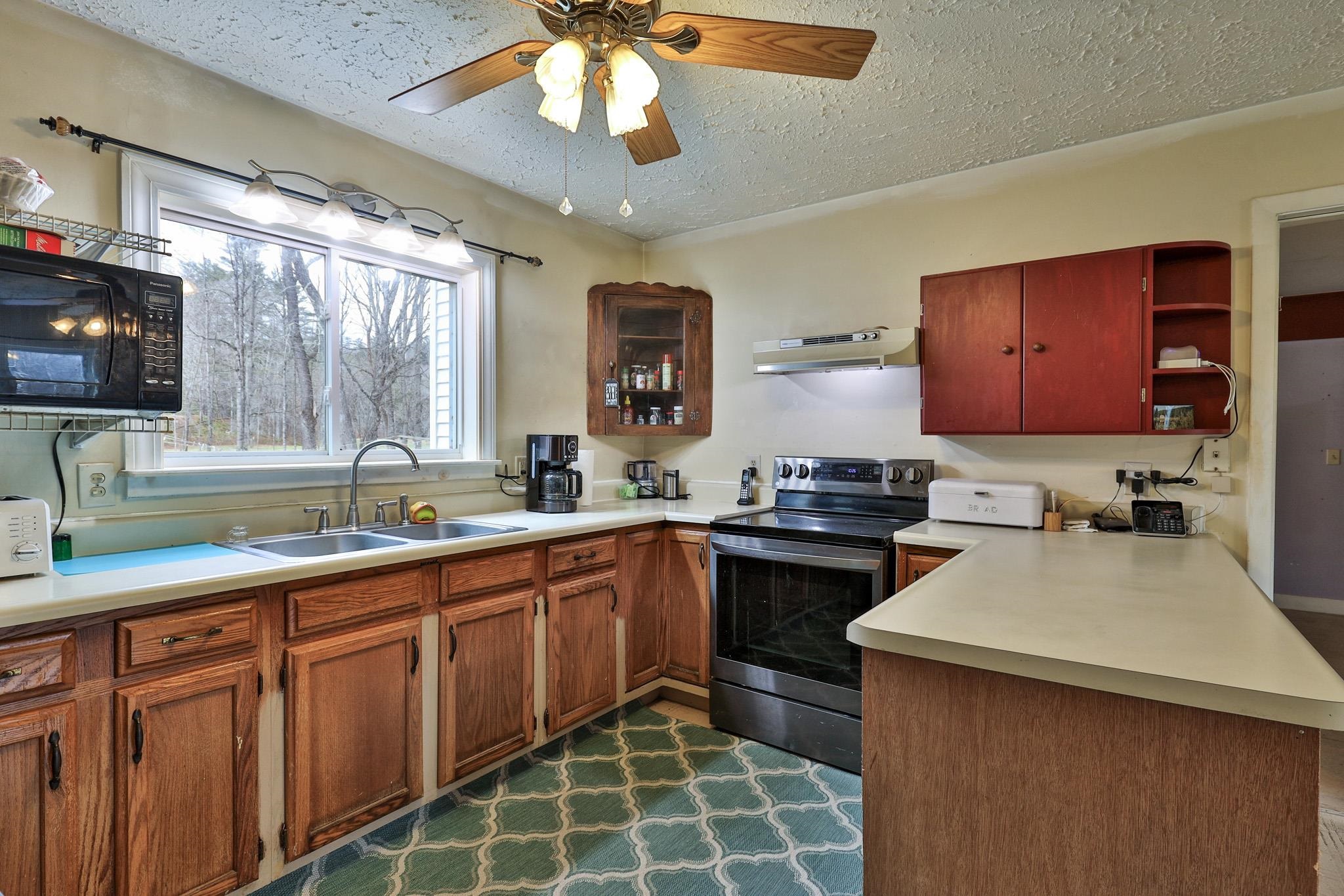 2140 Brandon Mountain Road Rochester, VT 05767 - Photo 11 of 45