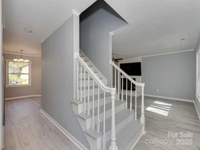 $344,900 | 7413 Lockmont Drive, Charlotte, NC 28212