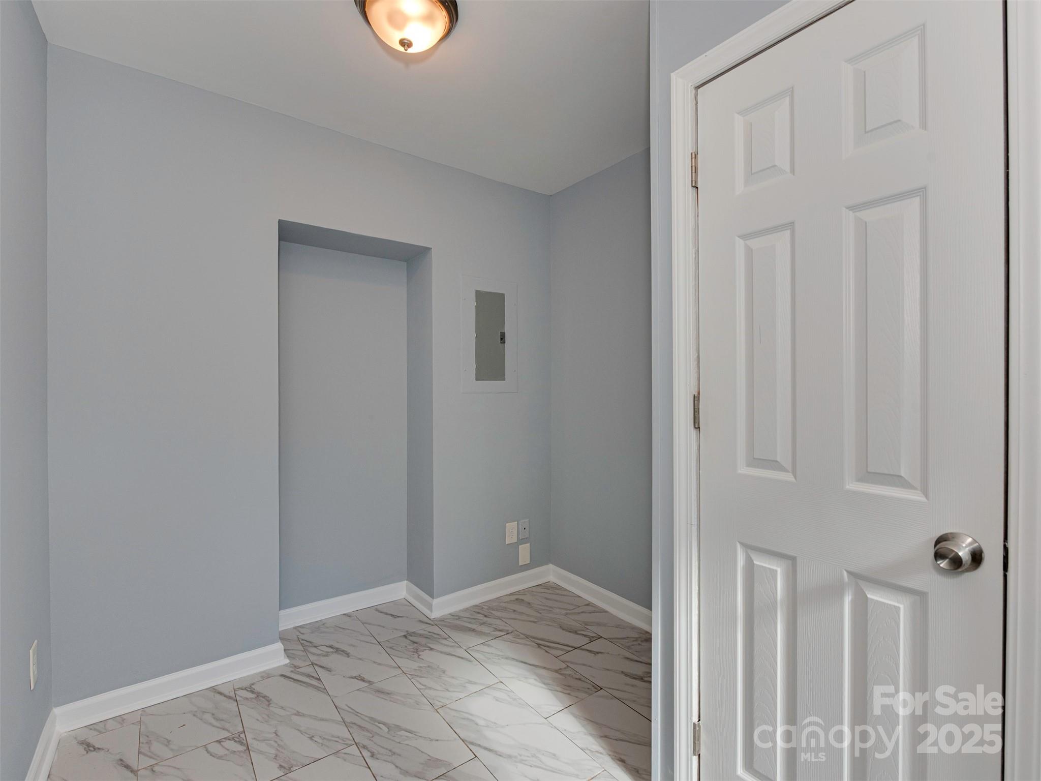 7413 Lockmont Drive Charlotte, NC 28212 - Photo 19 of 42 a view of an empty room