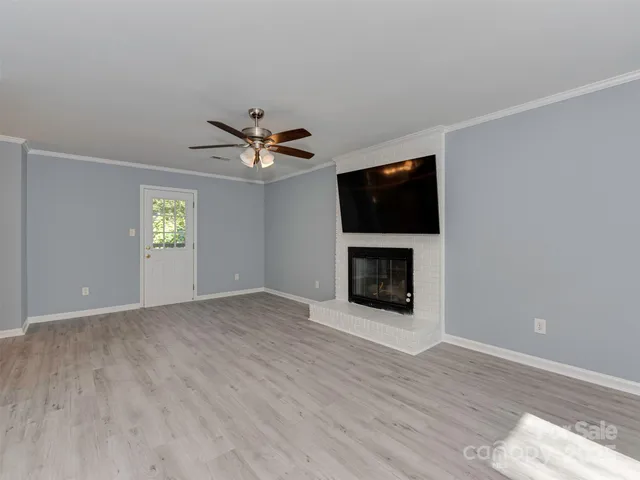 $344,900 | 7413 Lockmont Drive, Charlotte, NC 28212