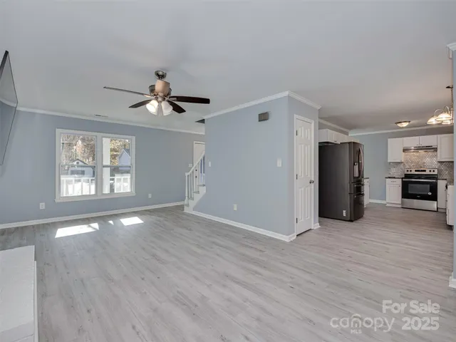 $344,900 | 7413 Lockmont Drive, Charlotte, NC 28212