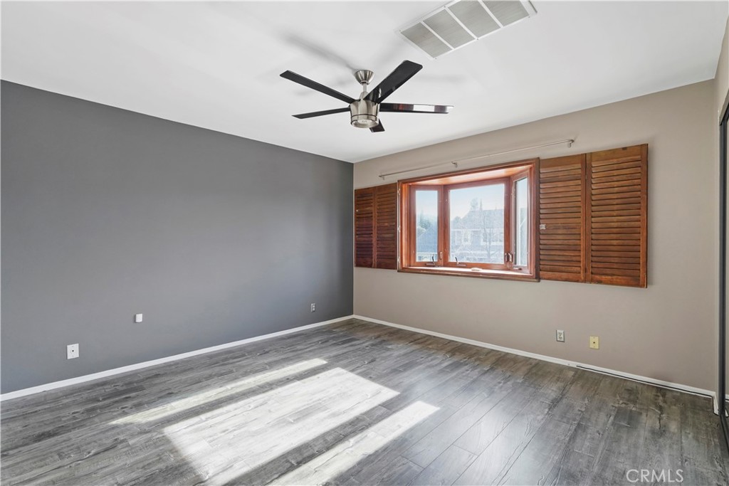 8545 Tujunga Valley Street Sunland, CA 91040 - Photo 18 of 23