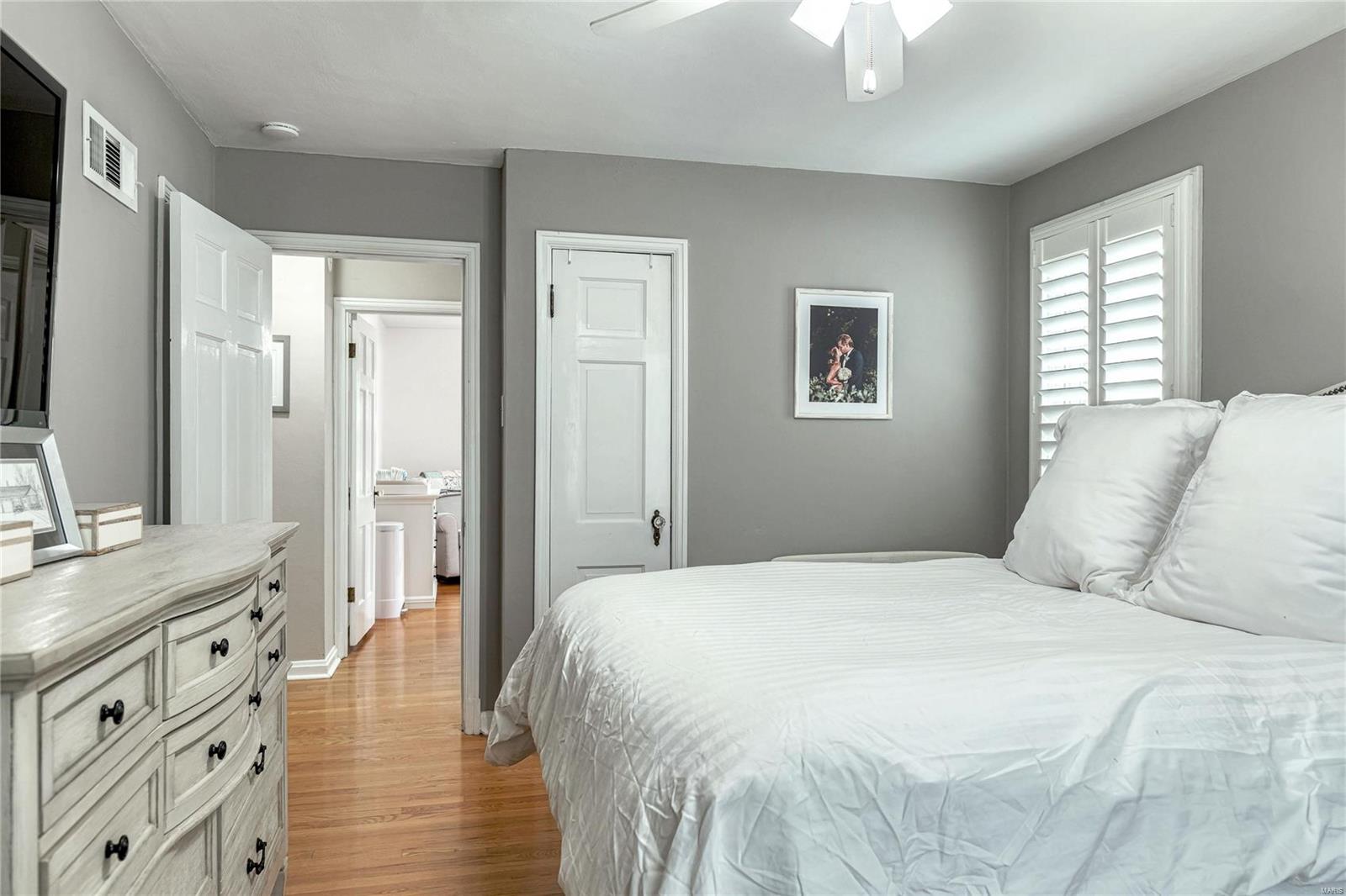 8749 Litzsinger Road Brentwood, MO 63144 - Photo 18 of 32 Gallery Image 18