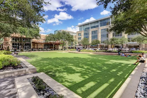 $915,000 | 201 Vanderpool Lane, Unit 137, Houston, TX 77024