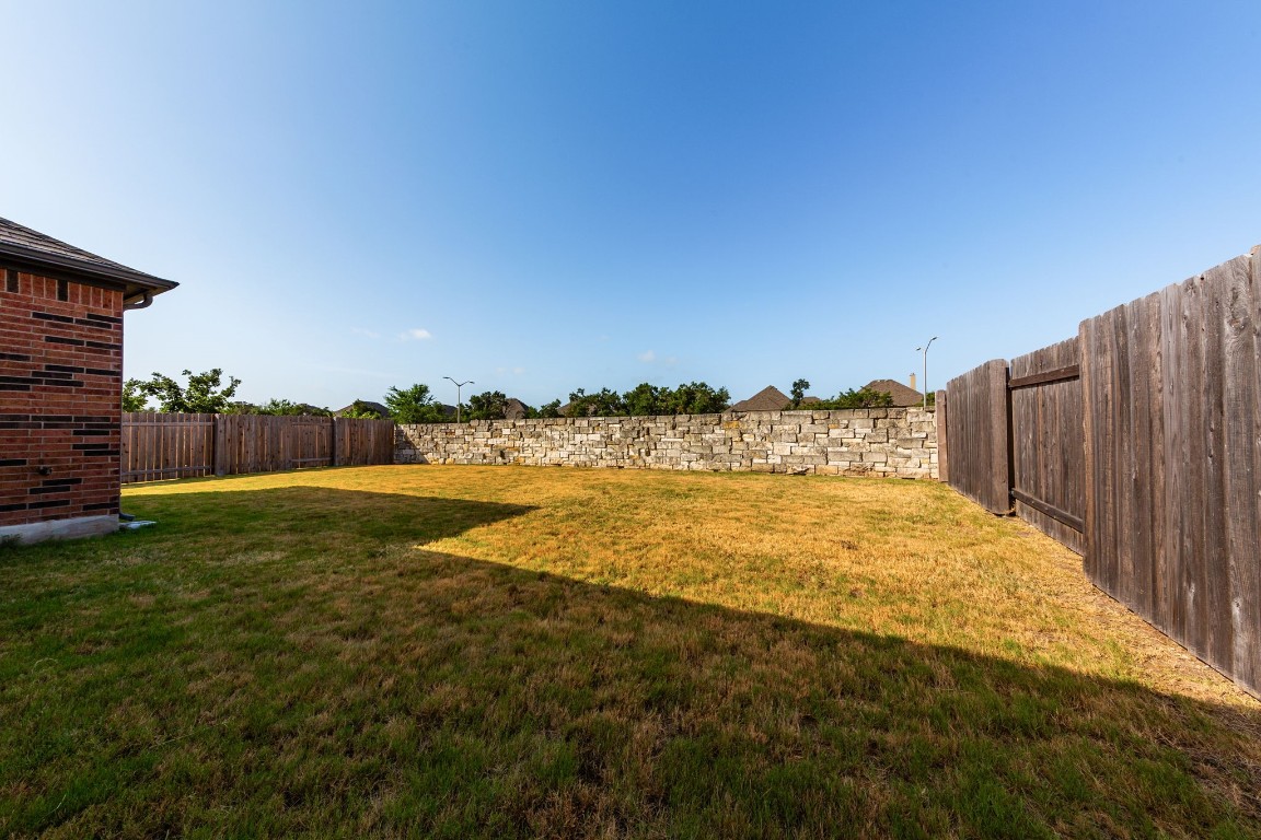 1113 Arbor Acres Loop Leander, TX 78641 - Photo 30 of 34