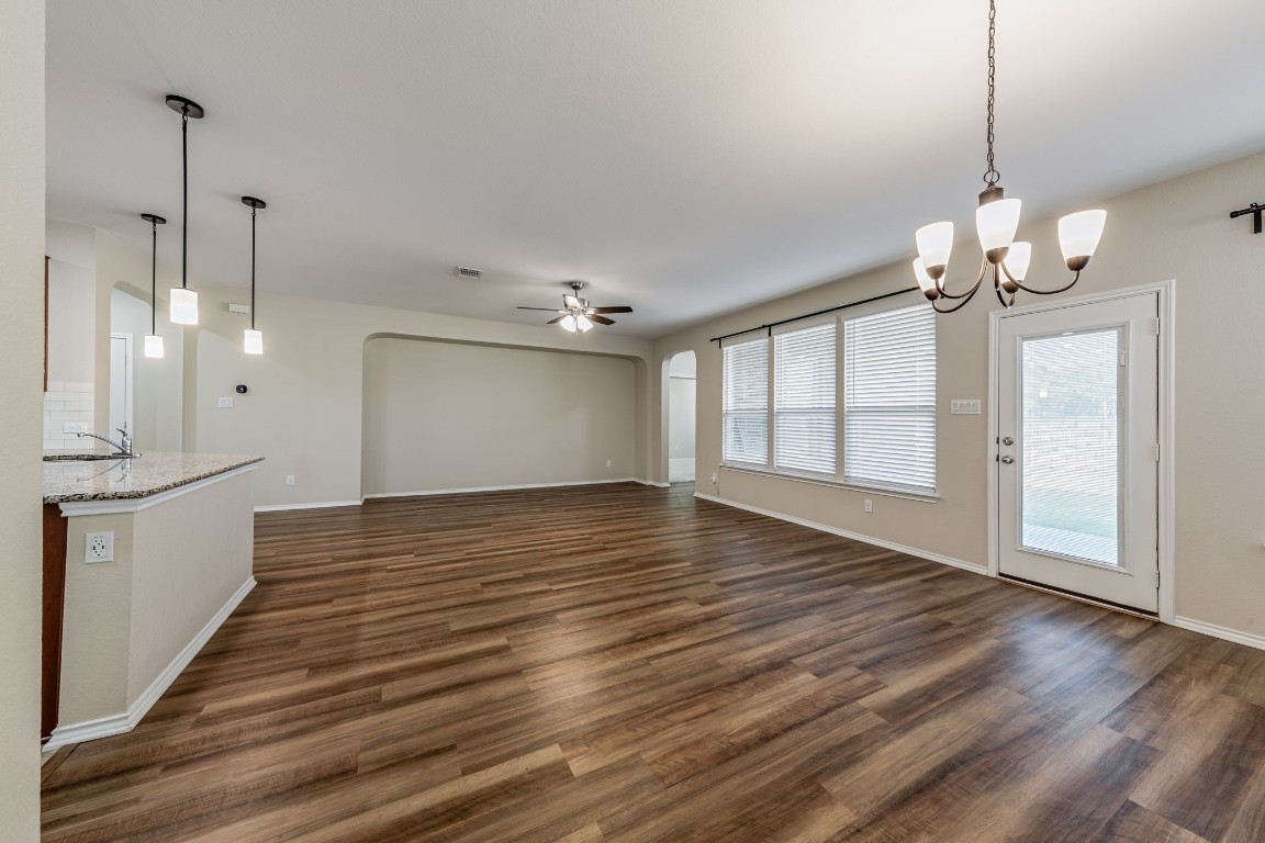 1113 Arbor Acres Loop Leander, TX 78641 - Photo 9 of 34