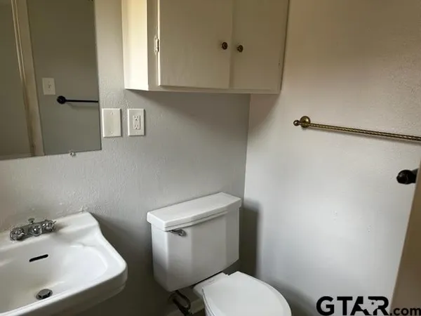$1,500 | 2720 Anita Lane, Tyler, TX 75701