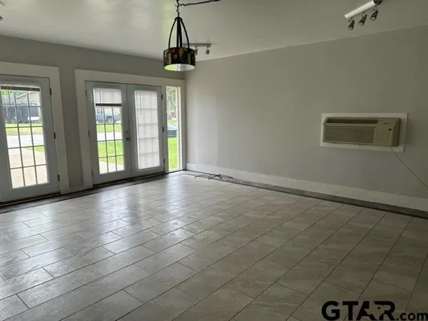 $1,500 | 2720 Anita Lane, Tyler, TX 75701