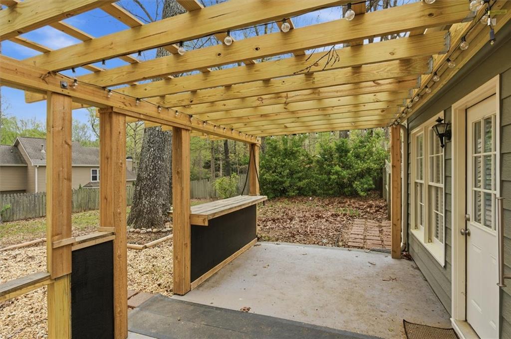 139 Stanbrough Drive Dallas, GA 30157 - Photo 44 of 52 a view of porch with large windows