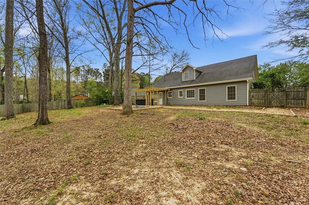 139 Stanbrough Drive Dallas, GA 30157 - Photo 49 of 52 a front view of a house with a yard