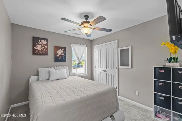 $249,000 | 105 Marina Leigh Drive, Hubert, NC 28539