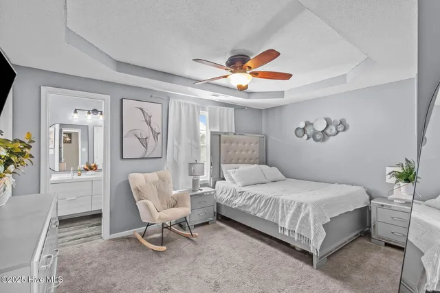 $249,000 | 105 Marina Leigh Drive, Hubert, NC 28539