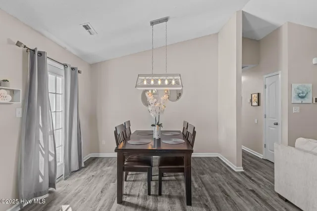 $249,000 | 105 Marina Leigh Drive, Hubert, NC 28539