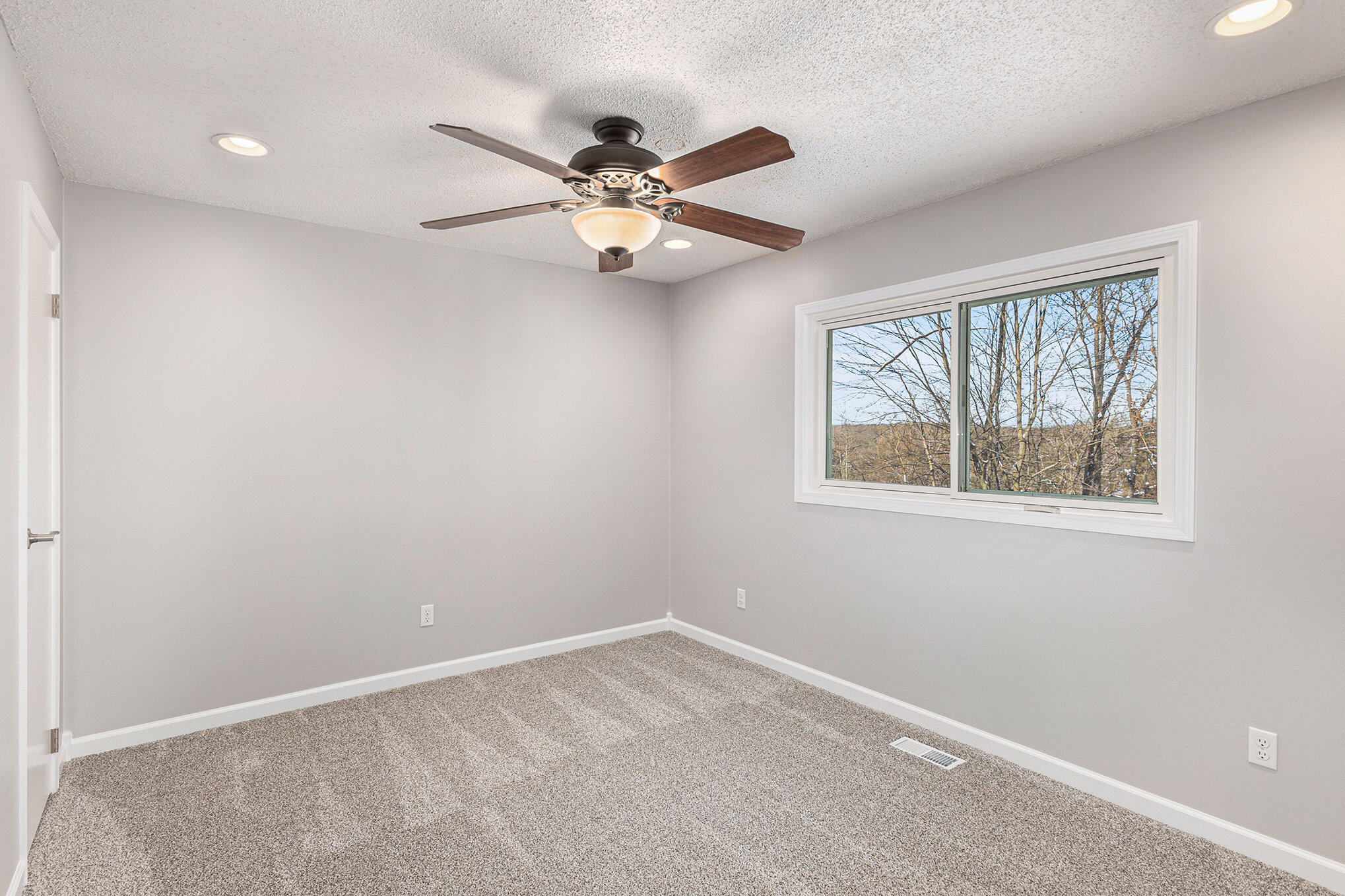 4986 Farwell Lake Road Horton, MI 49246 - Photo 9 of 25 010_file_101