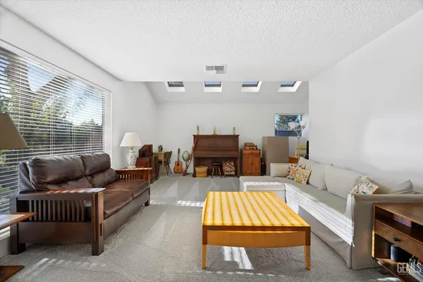 $487,000 | Undisclosed Address, Bakersfield, CA 93309