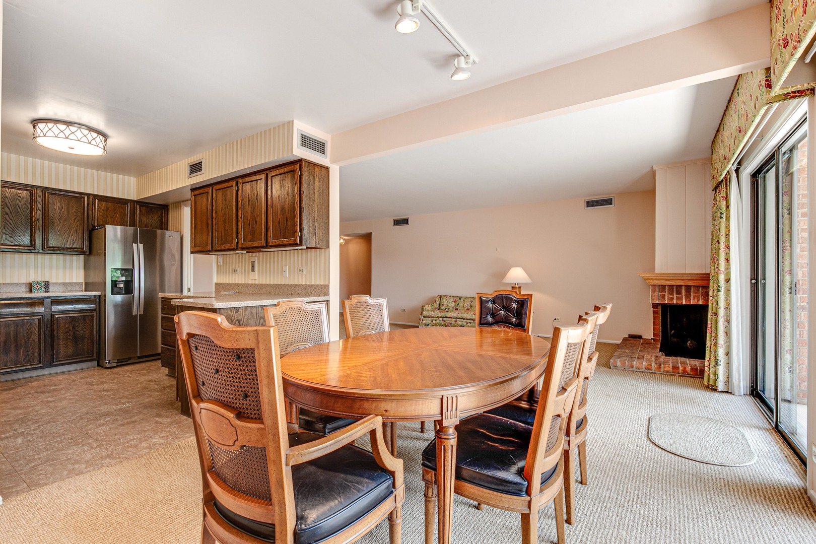 1060 Shermer Road, Unit 27 Northbrook, IL 60062 - Photo 16 of 37