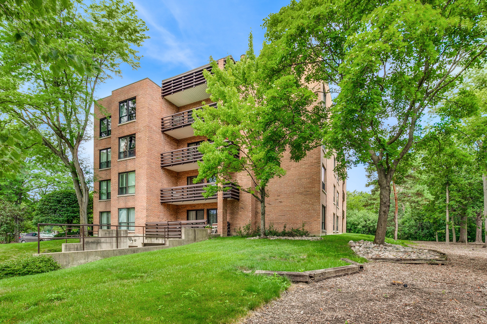 1060 Shermer Road, Unit 27 Northbrook, IL 60062 - Photo 34 of 37