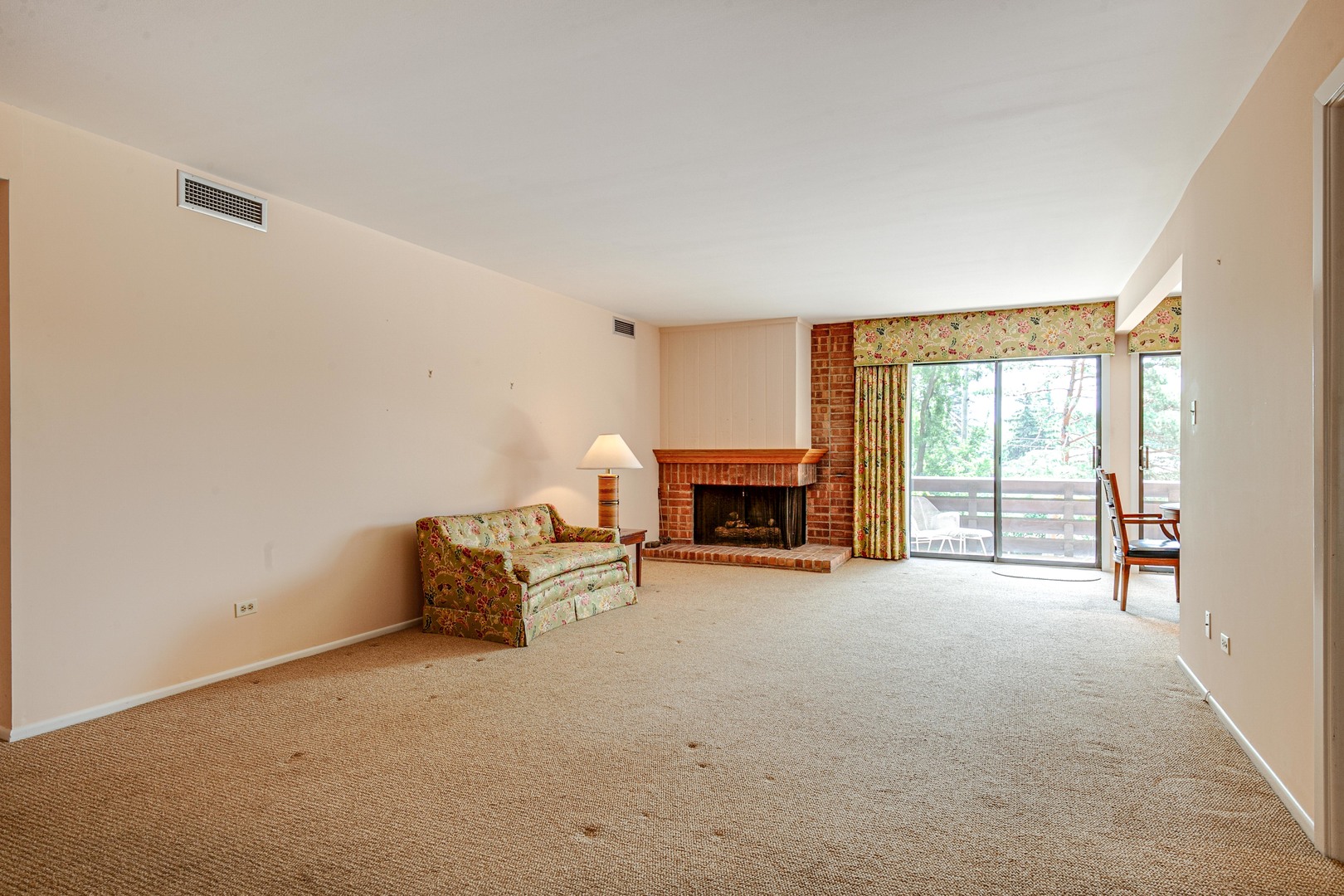 1060 Shermer Road, Unit 27 Northbrook, IL 60062 - Photo 9 of 37