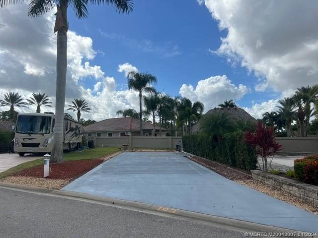 193 Northwest Hazard Way  