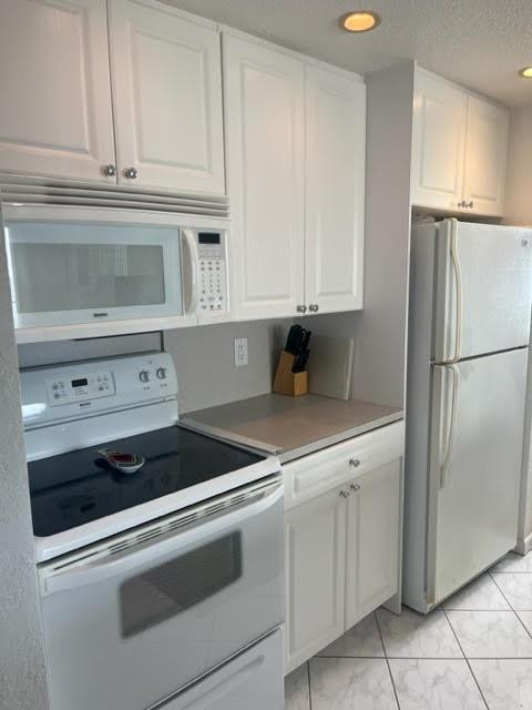 101 Briny Avenue, Unit 2402 Pompano Beach, FL 33062 - Photo 9 of 30 Photo 9