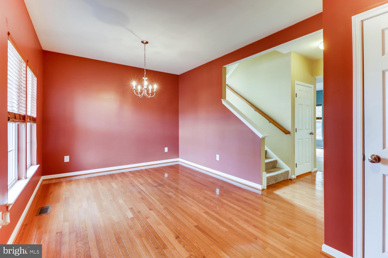 11513 Lipscomb Way White Marsh, MD 21162 - Photo 4 of 36 Gleaming hardwood floors in Dining room