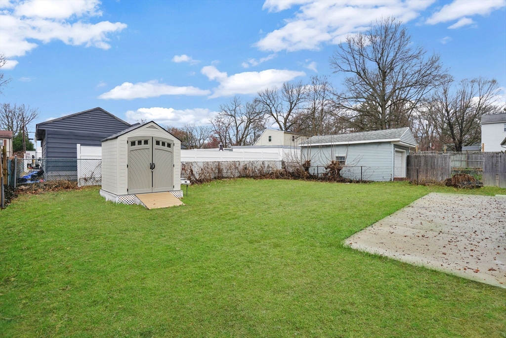 130 Fieldston Street Springfield, MA 01119 - Photo 23 of 28