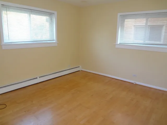 $1,575 | 4602 North River Road, Unit B1, Schiller Park, IL 60176