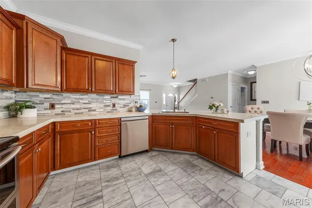 $390,000 | 19 Winter Pond Drive, Fenton, MO 63026