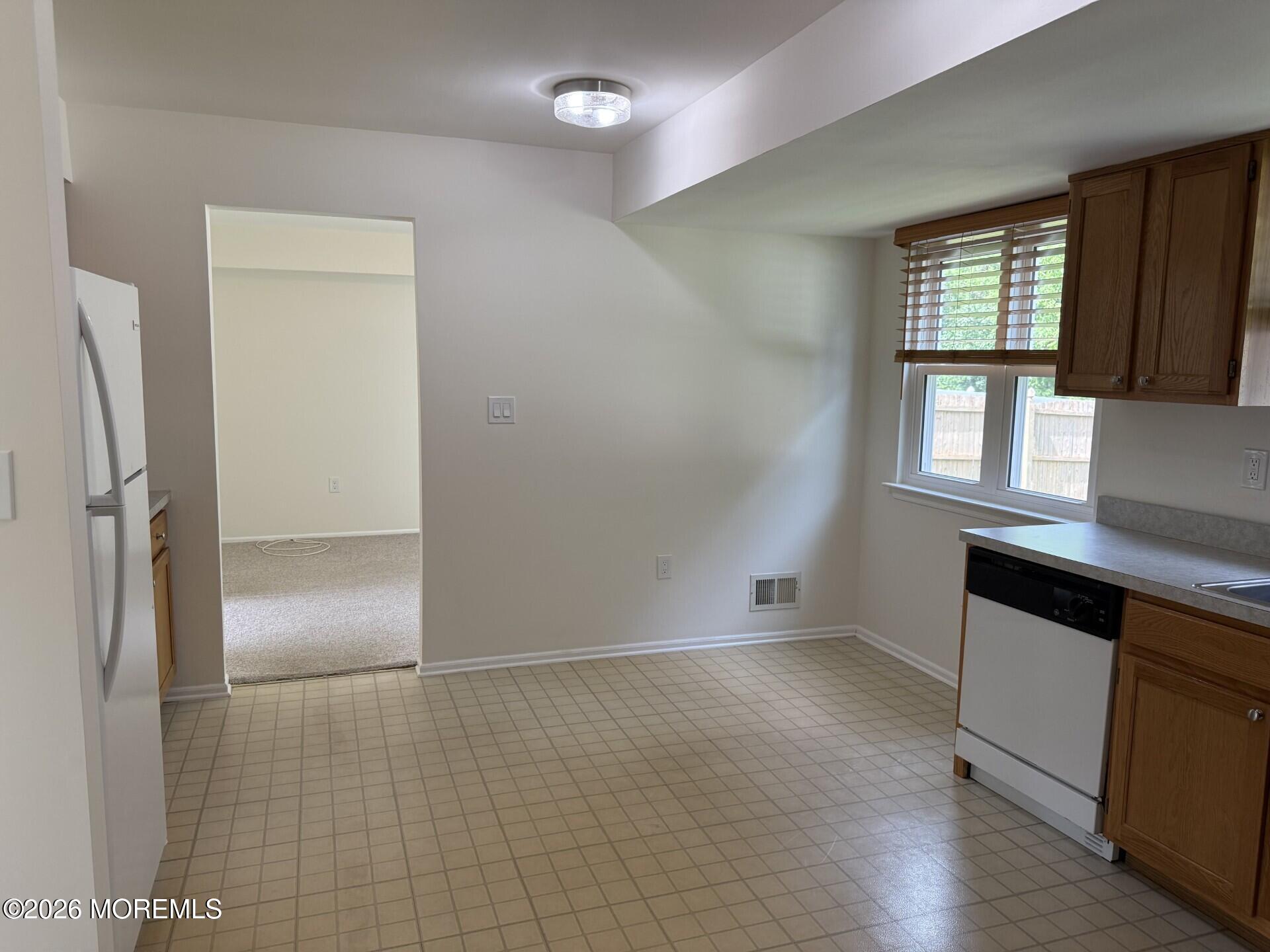 18 Netty Street Howell, NJ 07731 - Photo 7 of 29 Kitchen-2