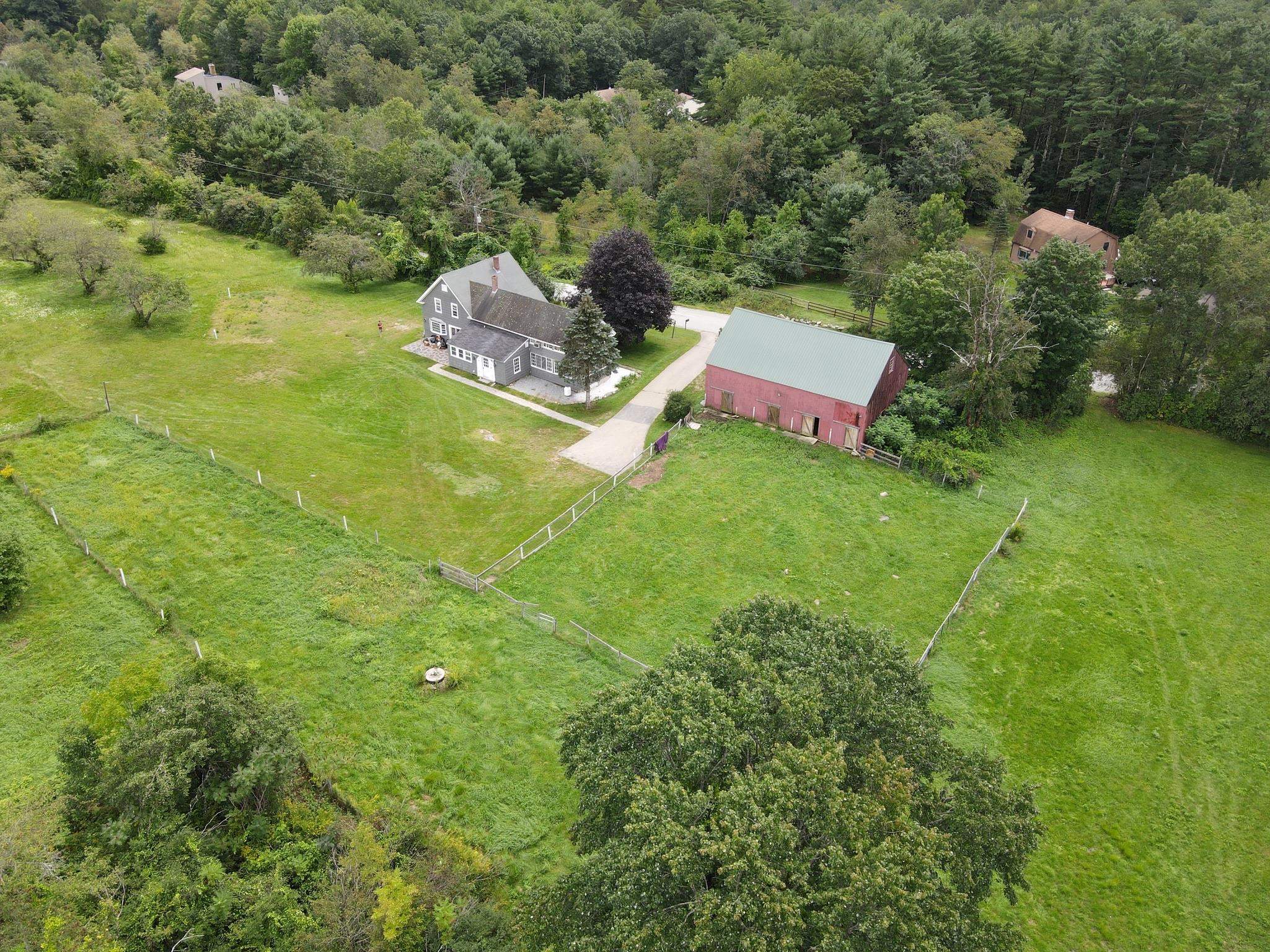 36 Curtis Farm Road Wilton, NH 03086 - Photo 5 of 37
