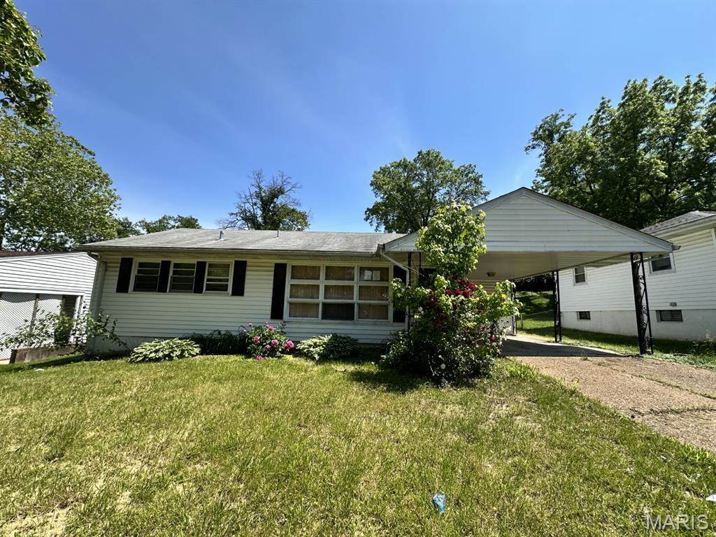 2058 Wilbert Drive St. Louis, MO 63136 - Photo 1 of 10