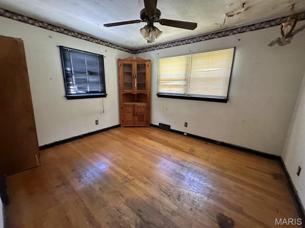 2058 Wilbert Drive St. Louis, MO 63136 - Photo 9 of 10