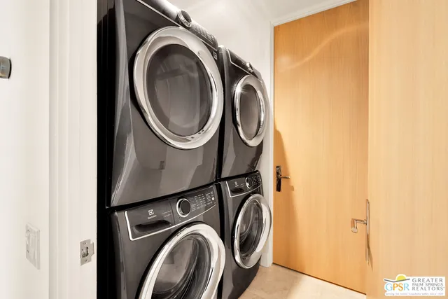 $1,399,900 | 2170 South Barona Road, Palm Springs, CA 92264