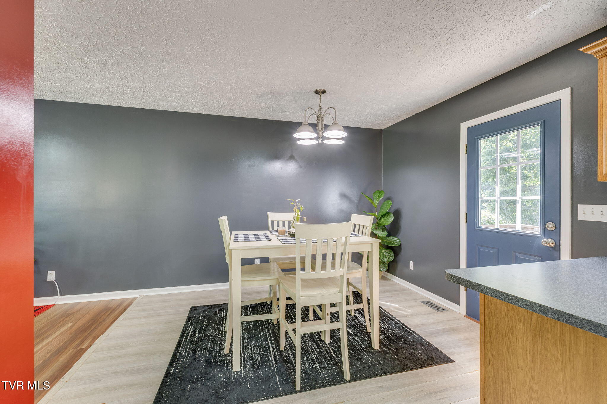 5630 Orebank Road Kingsport, TN 37664 - Photo 12 of 41 011