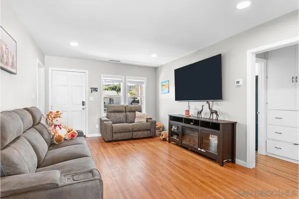 $725,000 | 782 West Renette Avenue, El Cajon, CA 92020