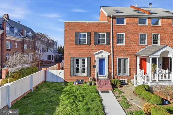 $4,100 | 915 Jefferson Street, Alexandria, VA 22314