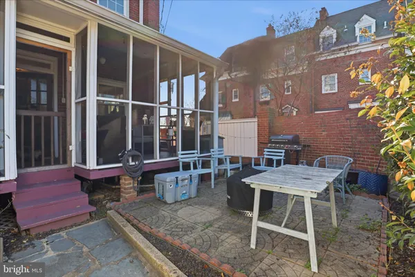 $4,100 | 915 Jefferson Street, Alexandria, VA 22314