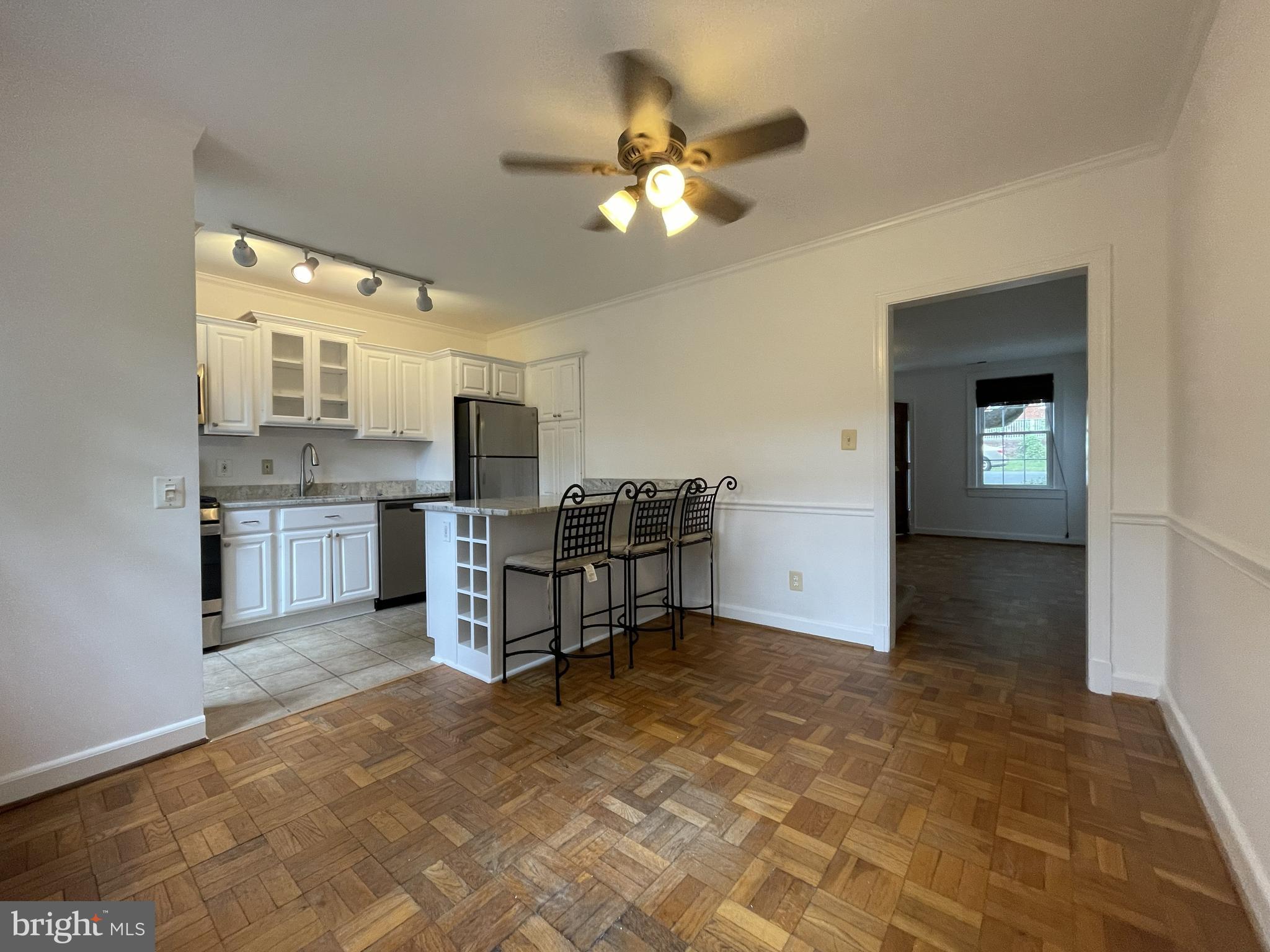 2700 13th Road South, Unit 374 Arlington, VA 22204 - Photo 4 of 12