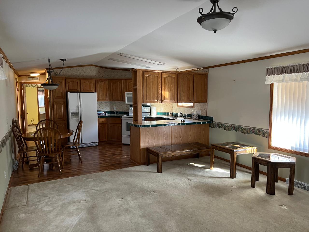43 Edgewater Court Rhinelander, WI 54501 - Photo 5 of 14 Gallery Image 5