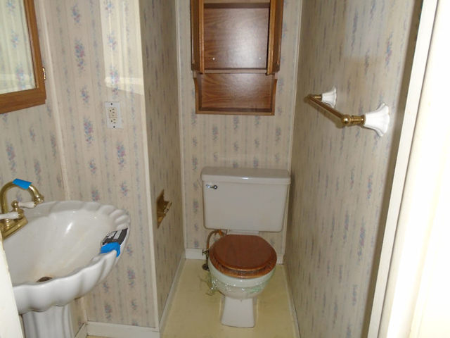 908 North 8th Street Rochelle, IL 61068 - Photo 8 of 11