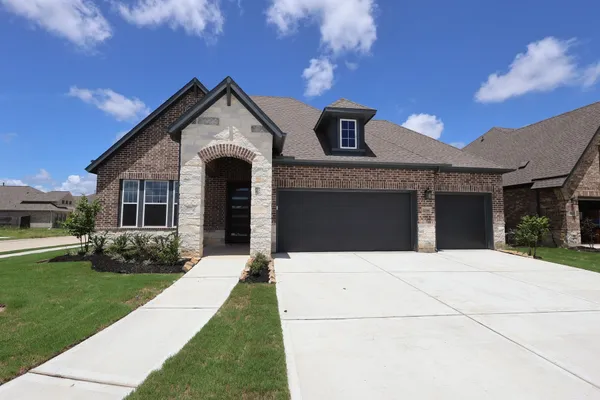 $475,000 | 12346 Sweet Gum Drive, Mont Belvieu, TX 77523