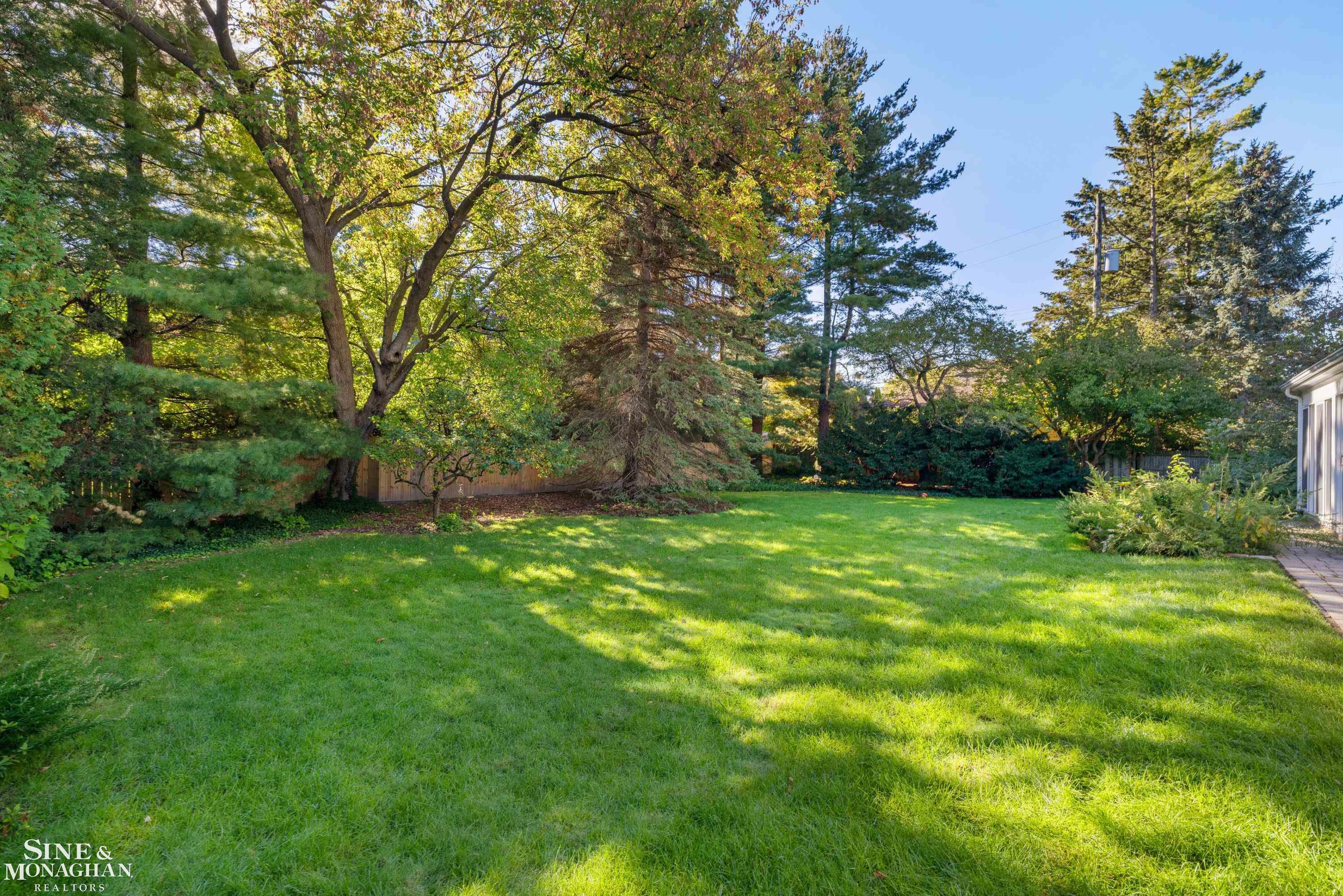 216 Ridge Road Grosse Pointe Farms, MI 48236 - Photo 42 of 50