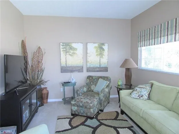 $210,000 | 576 7th Square Southwest, Unit 202, Vero Beach, FL 32962