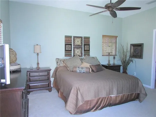 $210,000 | 576 7th Square Southwest, Unit 202, Vero Beach, FL 32962