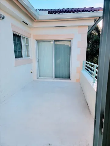 $210,000 | 576 7th Square Southwest, Unit 202, Vero Beach, FL 32962