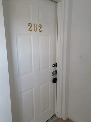 $210,000 | 576 7th Square Southwest, Unit 202, Vero Beach, FL 32962