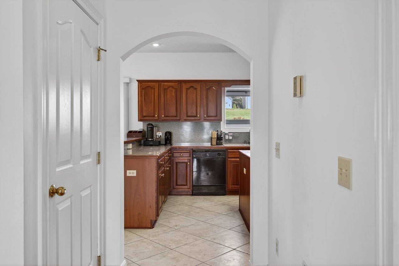 1837 Park Road Harrisonburg, VA 22802 - Photo 8 of 75