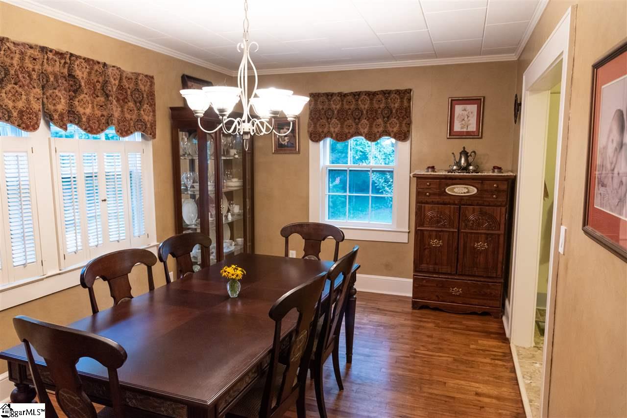 402 Hickory Street Clinton, SC 29325 - Photo 13 of 36 Gallery Image 13