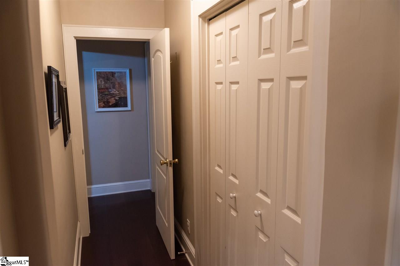 402 Hickory Street Clinton, SC 29325 - Photo 19 of 36 Gallery Image 19